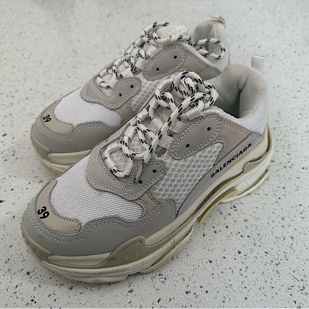 balenciaga triple s sneakers